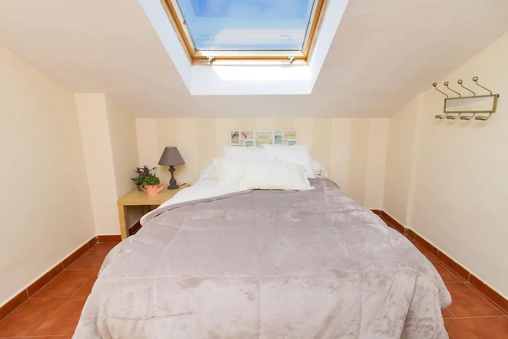 Cosy One Bedroom Next To The Beach Malaga