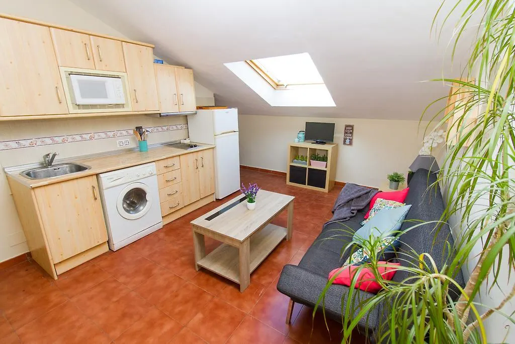 Cosy One Bedroom Next To The Beach Malaga